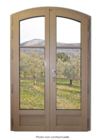 Porte-fenêtre cintrée en bois